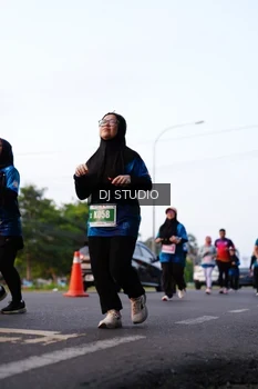 Runner Photo 4864759