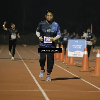 Runner Photo 4864773