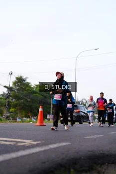 Runner Photo 4864796