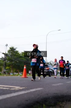 Runner Photo 4864803