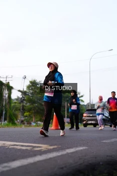 Runner Photo 4864851