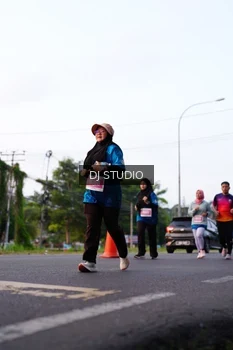 Runner Photo 4864862
