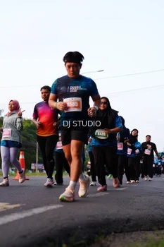 Runner Photo 4864891
