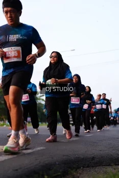Runner Photo 4864915