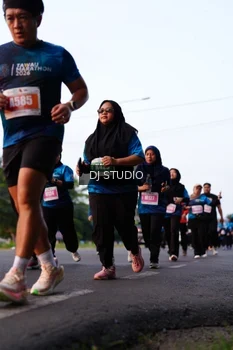 Runner Photo 4864923