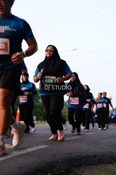 Runner Photo 4864933