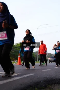 Runner Photo 4864996