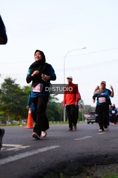 Runner Photo 4865016