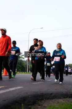 Runner Photo 4865048