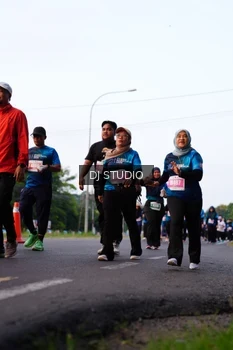 Runner Photo 4865059