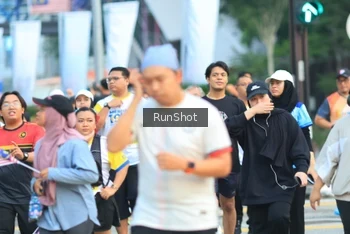 Runner Photo 4865275