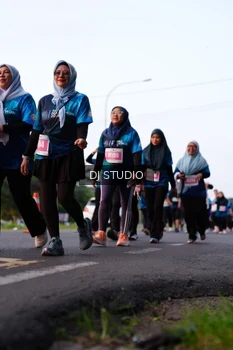 Runner Photo 4865396