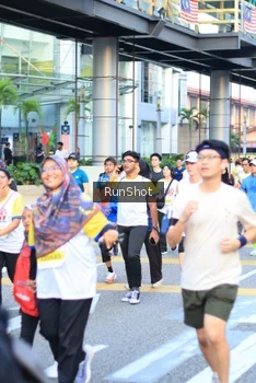 Runner Photo 4865543