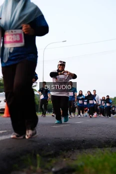 Runner Photo 4865624