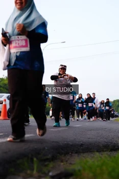 Runner Photo 4865677