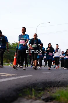 Runner Photo 4865684