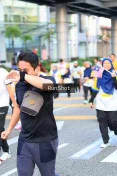 Runner Photo 4865695