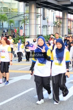 Runner Photo 4865698