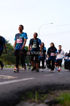 Runner Photo 4865702