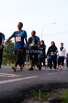 Runner Photo 4865718