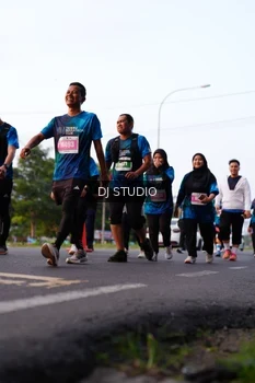 Runner Photo 4865719
