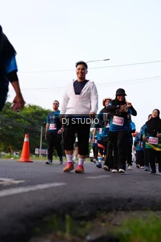 Runner Photo 4865785