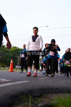 Runner Photo 4865786