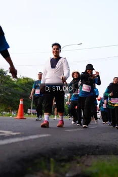 Runner Photo 4865795