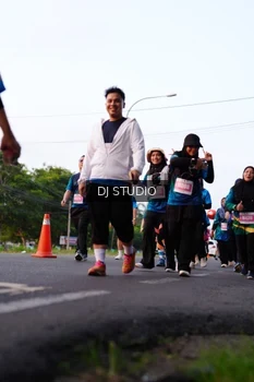 Runner Photo 4865798