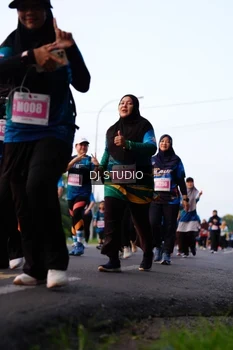 Runner Photo 4865858