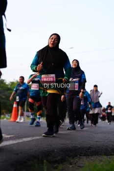Runner Photo 4865875