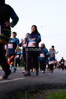 Runner Photo 4865899