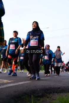 Runner Photo 4865912