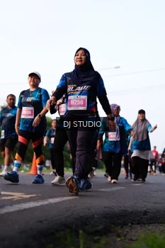 Runner Photo 4865914