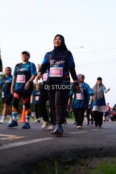 Runner Photo 4865915