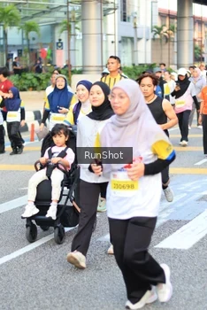 Runner Photo 4865935