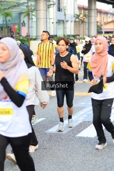 Runner Photo 4865960