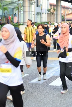 Runner Photo 4865981