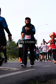 Runner Photo 4866053