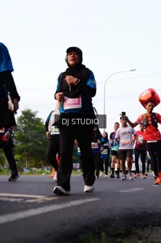 Runner Photo 4866056