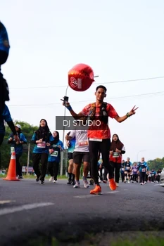 Runner Photo 4866064