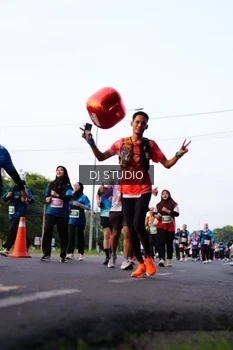 Runner Photo 4866074