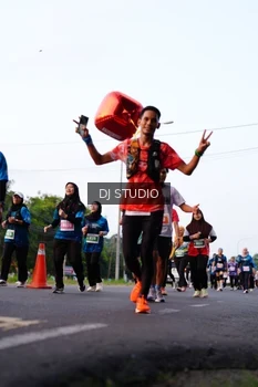 Runner Photo 4866096