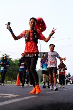 Runner Photo 4866123