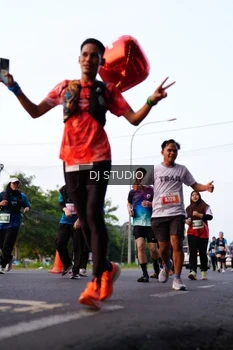 Runner Photo 4866132