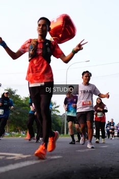 Runner Photo 4866135