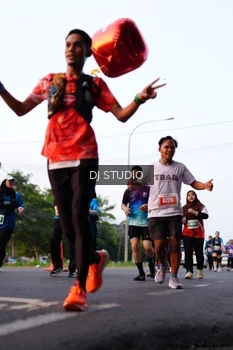 Runner Photo 4866138