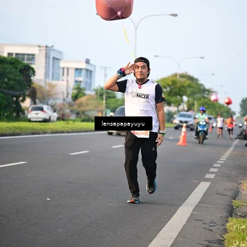 Runner Photo 4866351