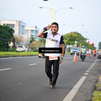 Runner Photo 4866361