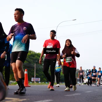 Runner Photo 4866375